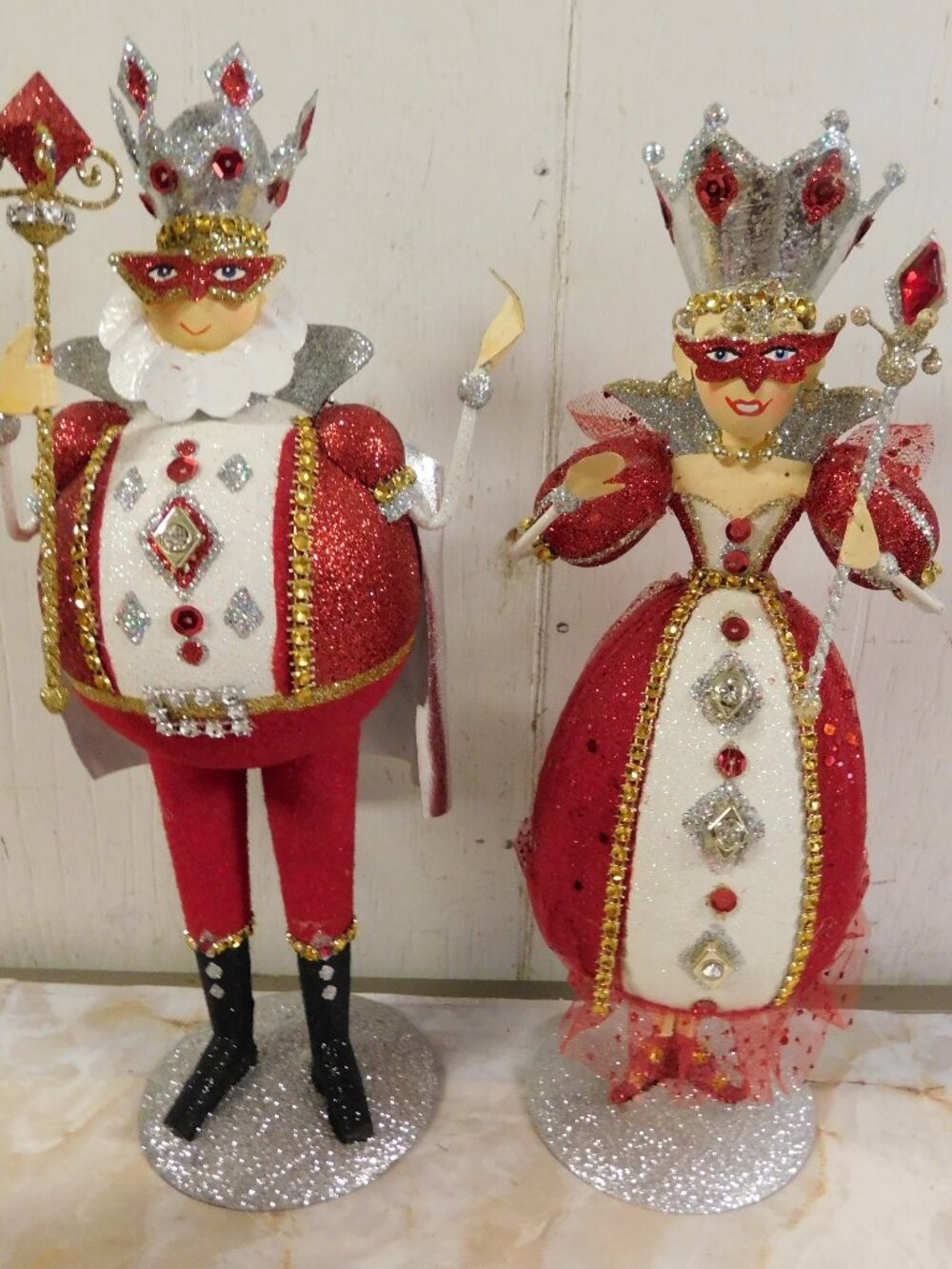 Vtg Pier 1 One QUEEN & KING OF DIAMONDS Valentine Silver Crown Figurines Deco